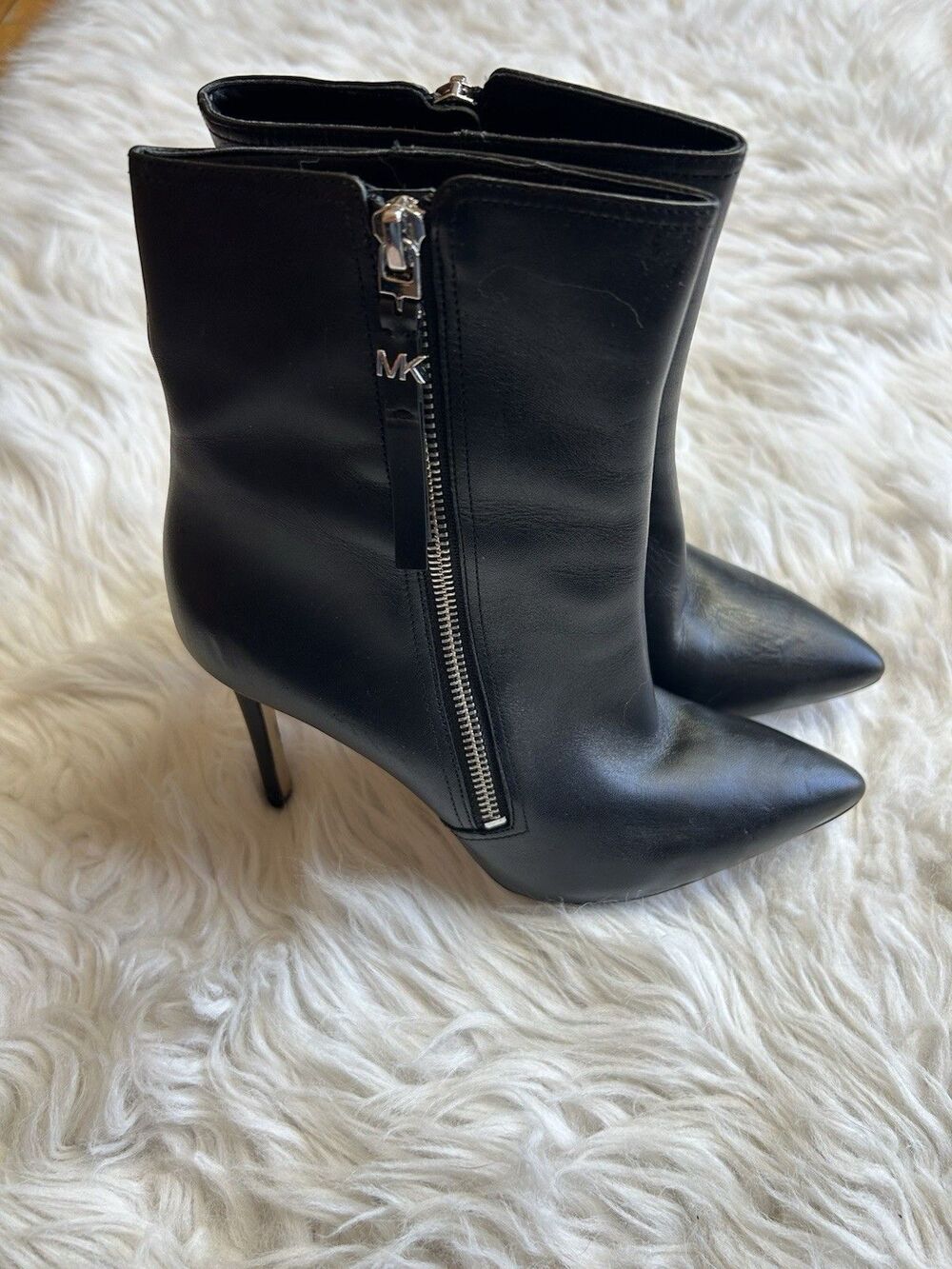 Michael Kors Women’s Size 7 Black Leather Ankle Boots Booties Heeled Work
